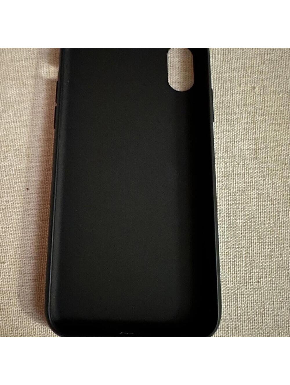 iPhone X black silicone case - Picture 2 of 6